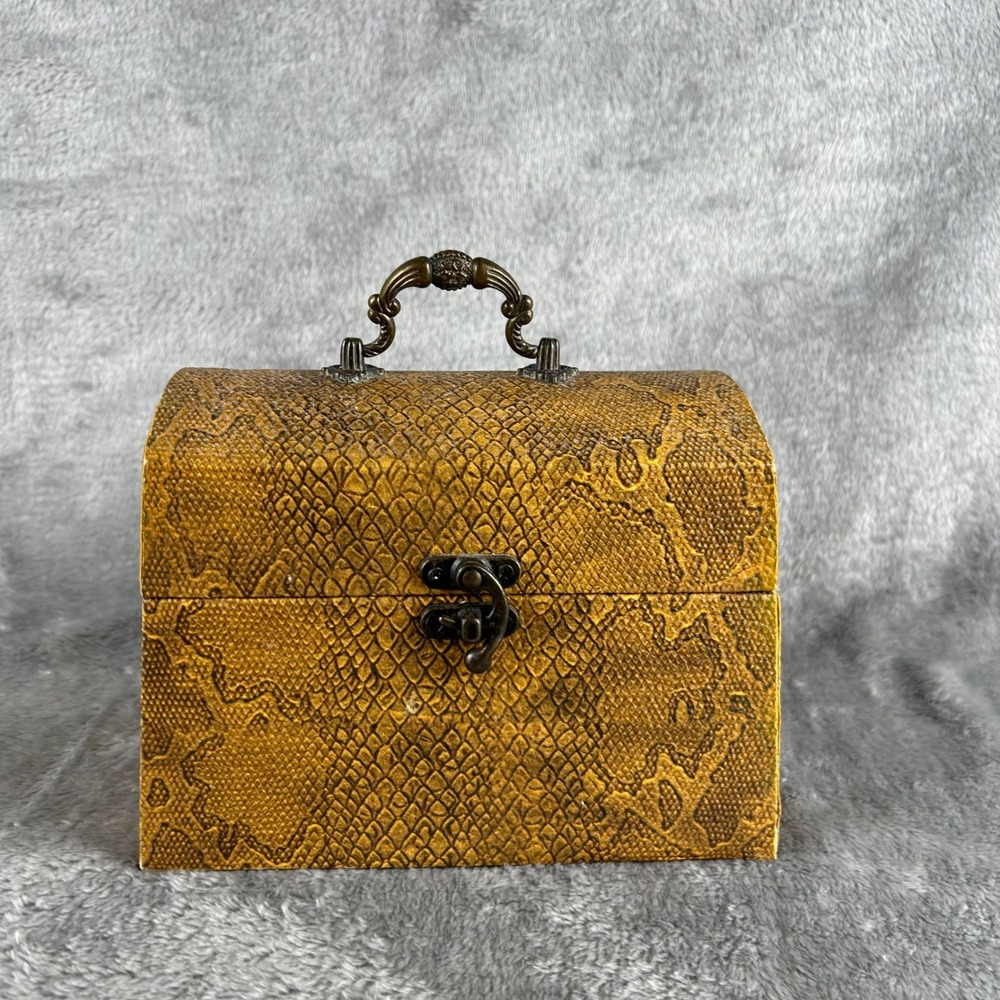 Vintage Snakeskin Embossed Treasure Chest Jewelry Box Bronze Handle Latch Yellow